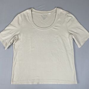 Chico's Round Neck Tee Shirt Women's 3 or XL/16 Beige Short Sleeve Blouse Basic